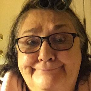 Meet your Posher, Ellen